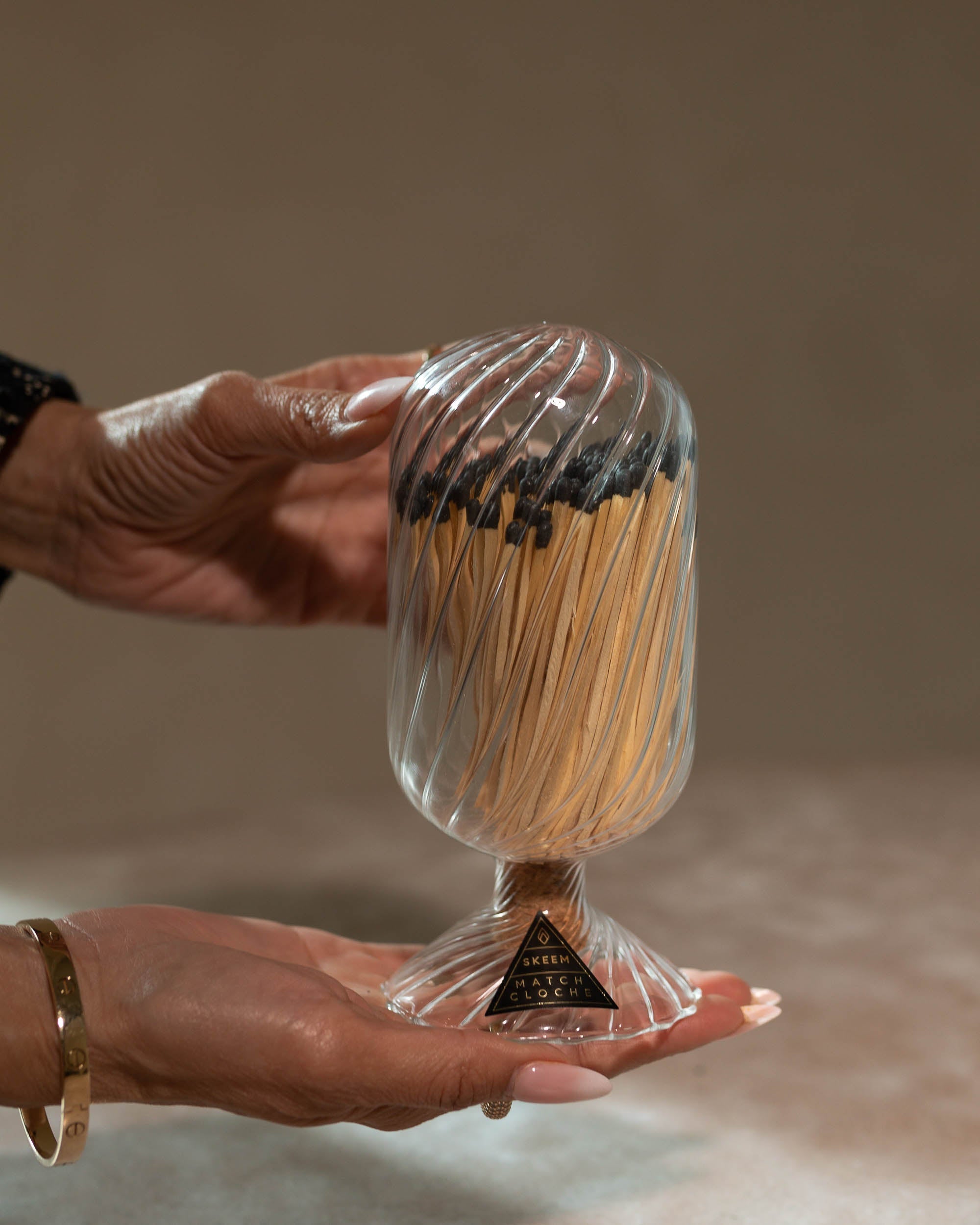 Voltaire Match Cloche